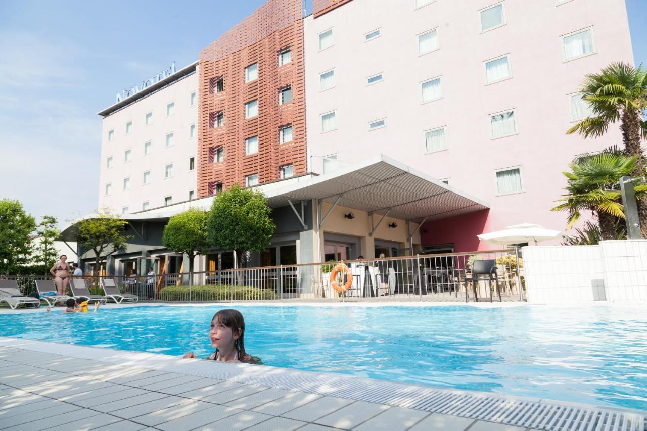 Novotel Brescia Due Bagian luar foto